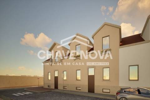 Moradia em Banda T8 Venda em Espinho,Espinho