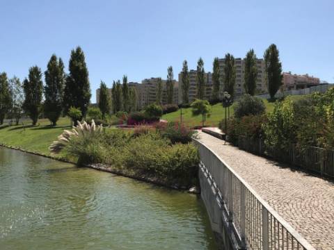 Apartamento T3 Venda em Lumiar,Lisboa