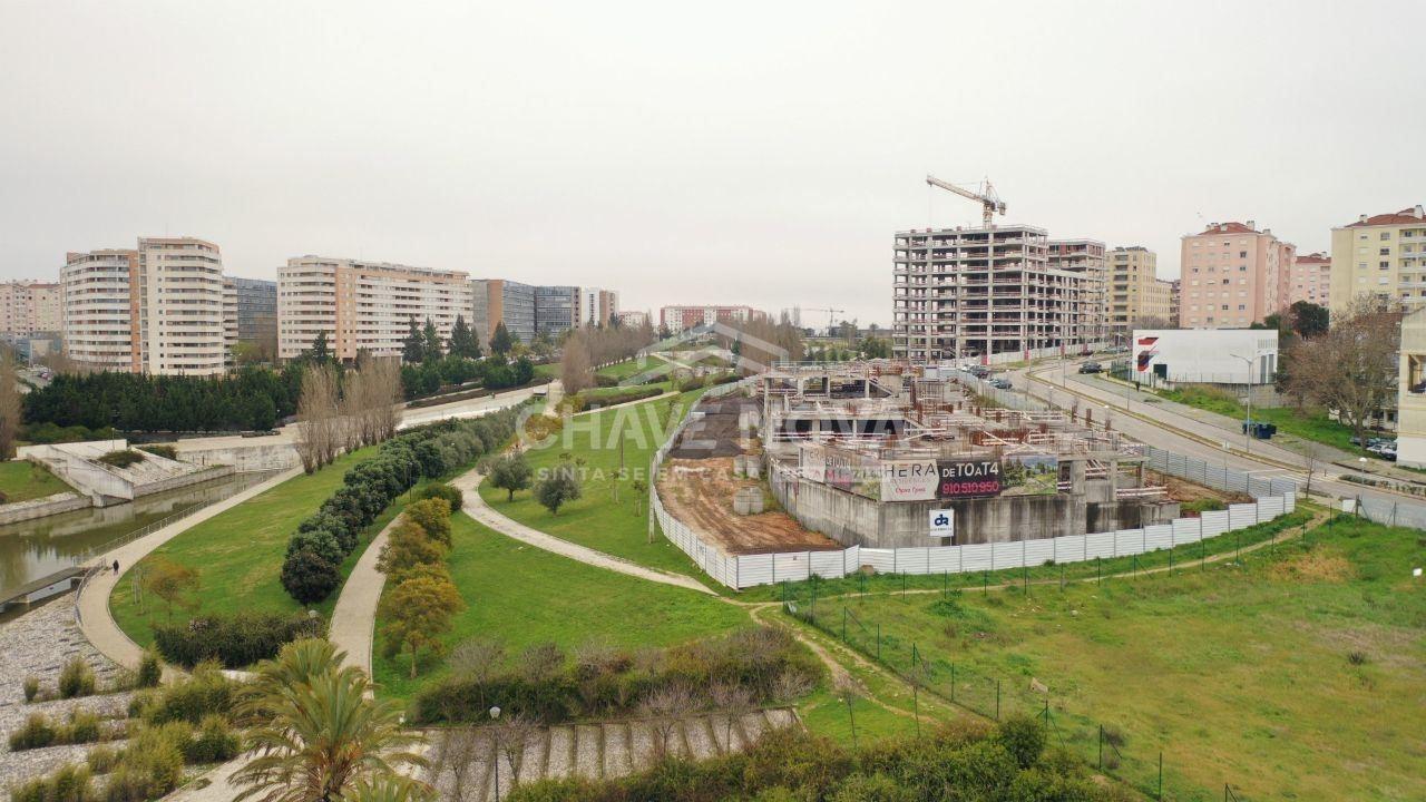 Apartamento T3 Venda em Lumiar,Lisboa