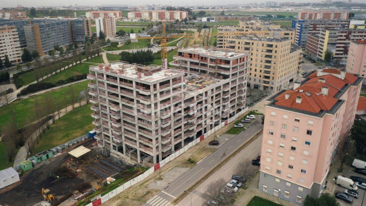 Apartamento T2 Venda em Lumiar,Lisboa