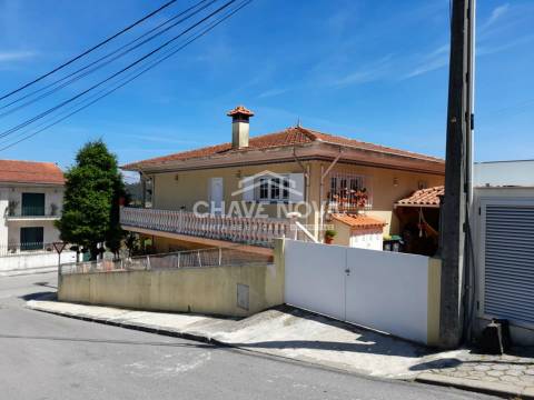 Moradia Isolada T3 Venda em Lourosa,Santa Maria da Feira