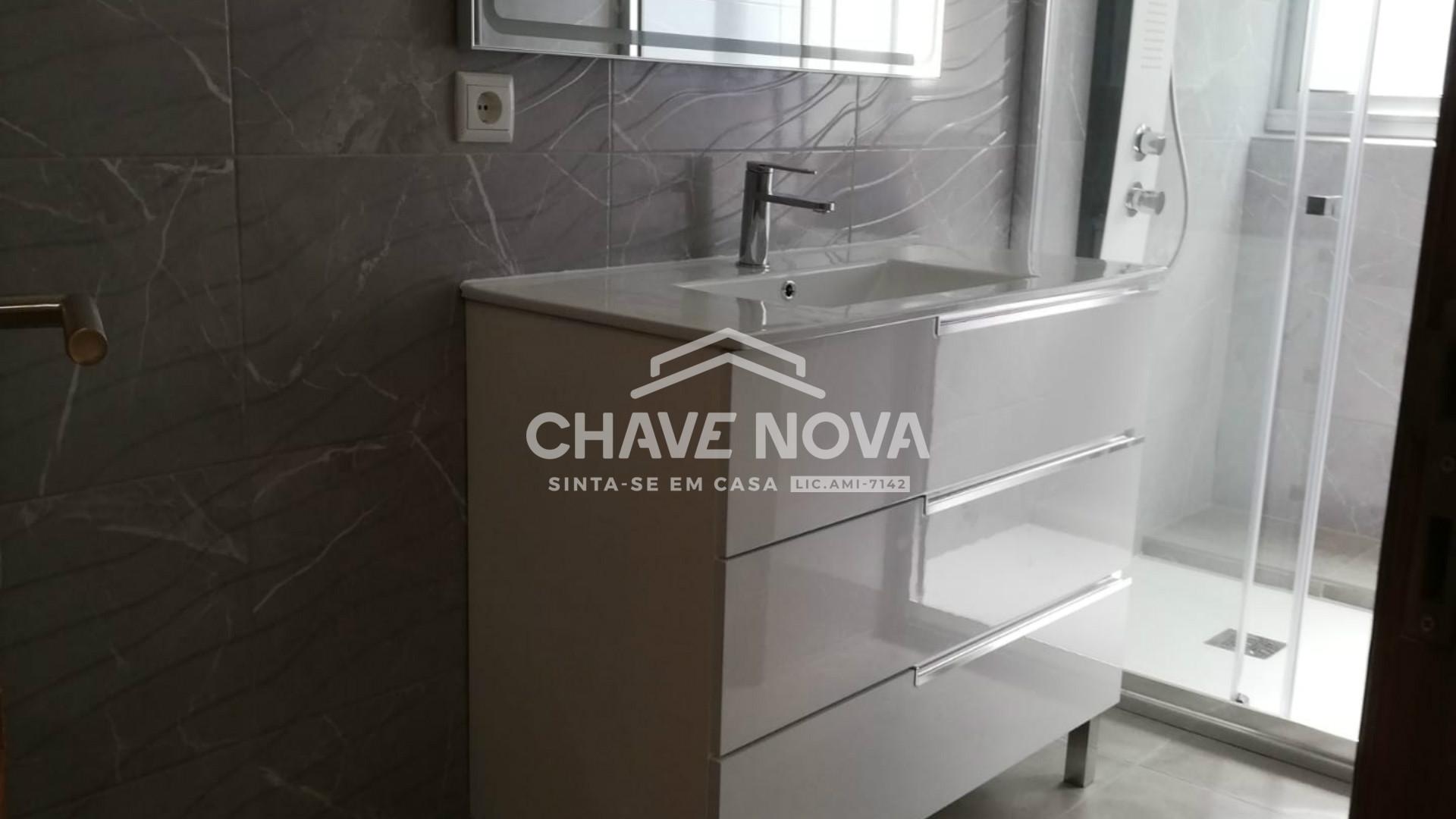 Apartamento T3 Venda em Mafamude e Vilar do Paraíso,Vila Nova de Gaia