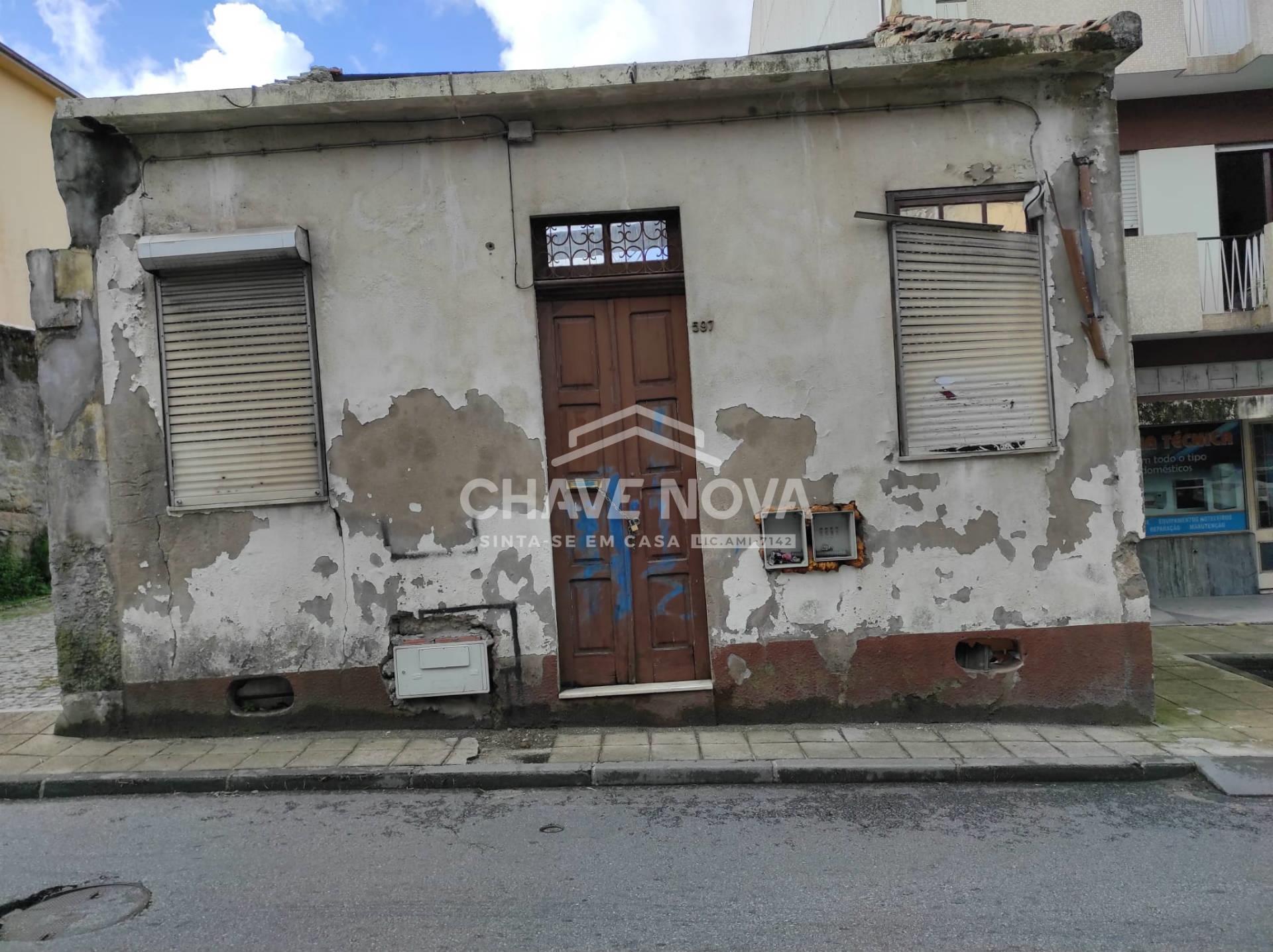 Moradia Geminada T2 Venda em Gondomar (São Cosme), Valbom e Jovim,Gondomar