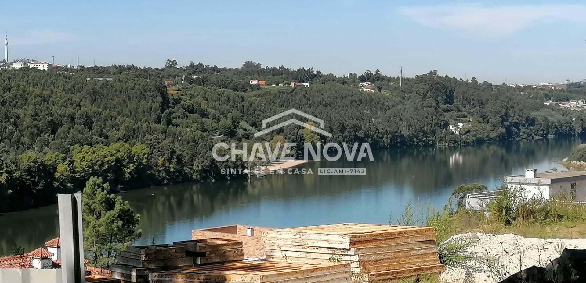 Lote de Terreno  Venda em Gondomar (São Cosme), Valbom e Jovim,Gondomar