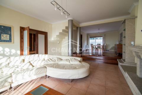 Moradia Geminada T4 Venda em Labruge,Vila do Conde