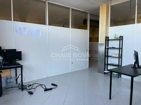Loja  Arrendamento em Cidade da Maia,Maia
