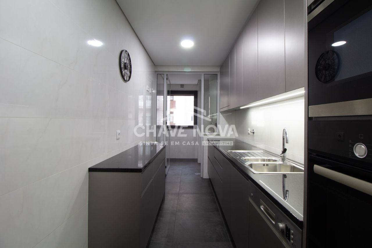 Apartamento T2 Venda em Cedofeita, Santo Ildefonso, Sé, Miragaia, São Nicolau e Vitória,Porto