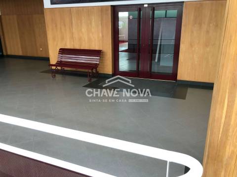 Loja  Venda em Carvalhosa,Paços de Ferreira