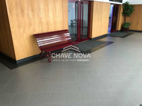 Loja  Venda em Carvalhosa,Paços de Ferreira