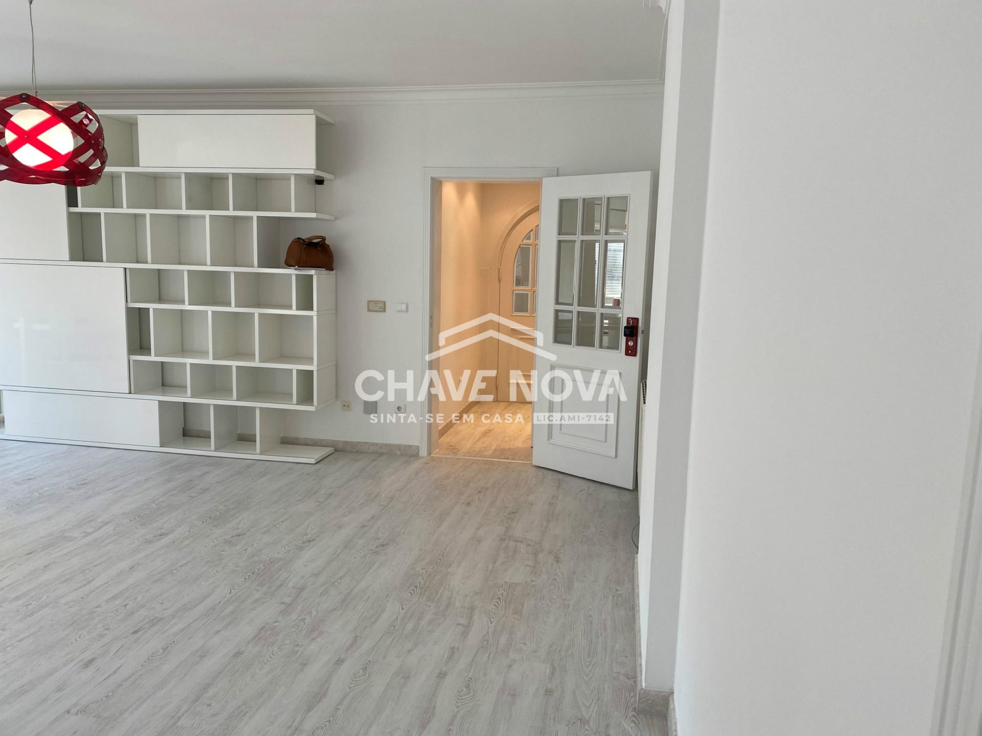 Apartamento T4, Lisboa, Sintra, Queluz e Belas