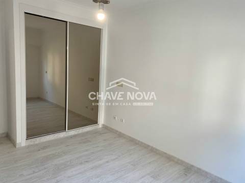 Apartamento T4, Lisboa, Sintra, Queluz e Belas