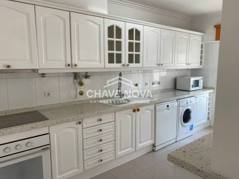 Apartamento T4, Lisboa, Sintra, Queluz e Belas