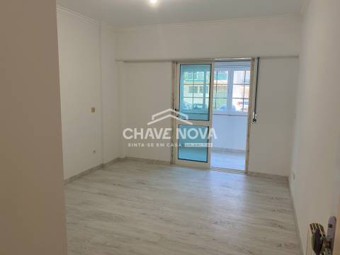 Apartamento T4, Lisboa, Sintra, Queluz e Belas