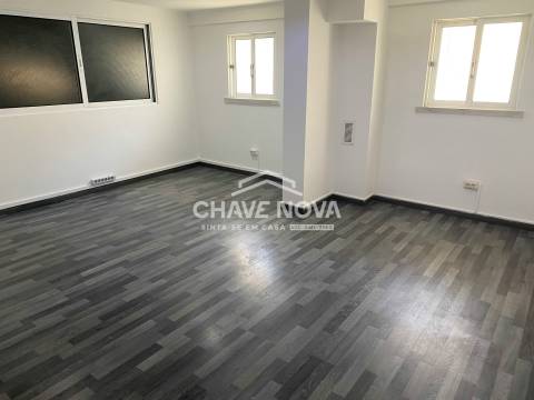 Apartamento T4, Lisboa, Sintra, Queluz e Belas