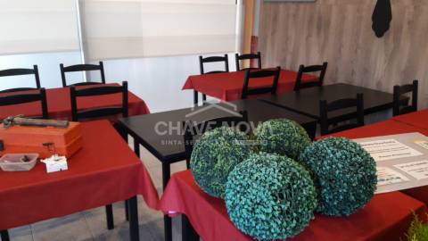 Loja  Trespasse em Santa Marinha e São Pedro da Afurada,Vila Nova de Gaia