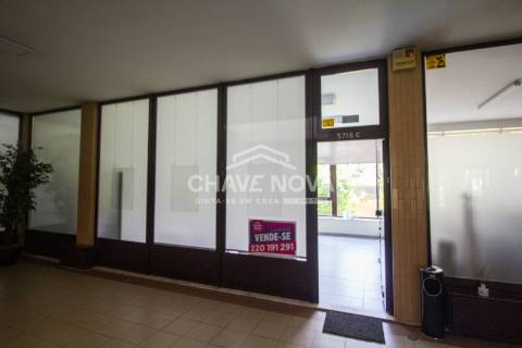 Loja  Arrendamento em São Mamede de Infesta e Senhora da Hora,Matosinhos