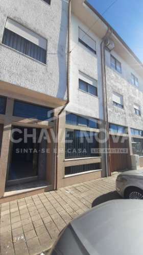 Loja  Arrendamento em Gondomar (São Cosme), Valbom e Jovim,Gondomar