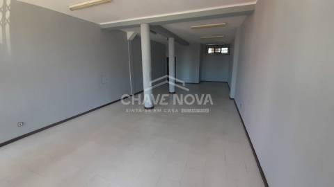 Loja  Arrendamento em Gondomar (São Cosme), Valbom e Jovim,Gondomar