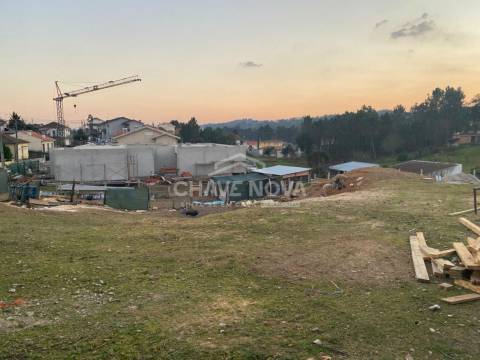 Terreno Para Construção T4 Venda em Fânzeres e São Pedro da Cova,Gondomar