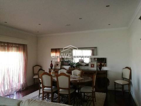 Moradia em Banda T3 Venda em Gondomar (São Cosme), Valbom e Jovim,Gondomar