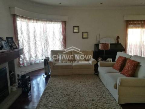 Moradia em Banda T3 Venda em Gondomar (São Cosme), Valbom e Jovim,Gondomar