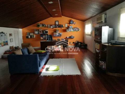 Moradia em Banda T3 Venda em Gondomar (São Cosme), Valbom e Jovim,Gondomar