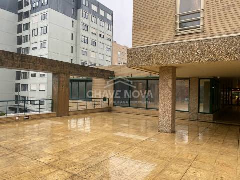 Loja  Venda em Lordelo do Ouro e Massarelos,Porto