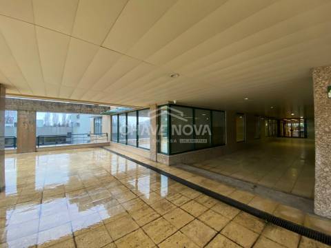 Loja  Venda em Lordelo do Ouro e Massarelos,Porto