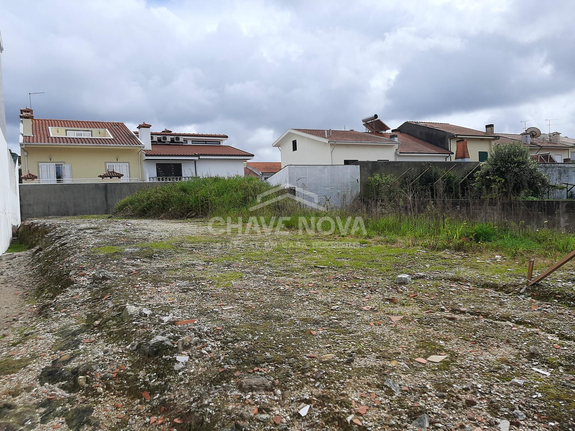 Lote de Terreno  Venda em Baguim do Monte (Rio Tinto),Gondomar