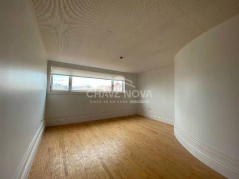 Escritório  Arrendamento em Cedofeita, Santo Ildefonso, Sé, Miragaia, São Nicolau e Vitória,Porto