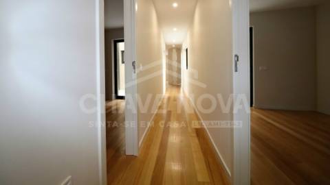 Apartamento T4 Venda em Póvoa de Varzim, Beiriz e Argivai,Póvoa de Varzim