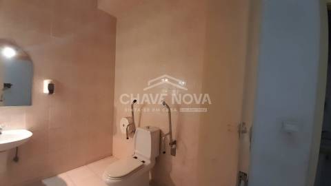 Loja  Venda em Vilar de Andorinho,Vila Nova de Gaia