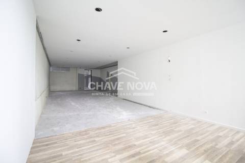 Armazém  Venda em Custóias, Leça do Balio e Guifões,Matosinhos