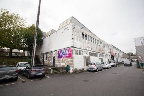 Armazém  Venda em Custóias, Leça do Balio e Guifões,Matosinhos