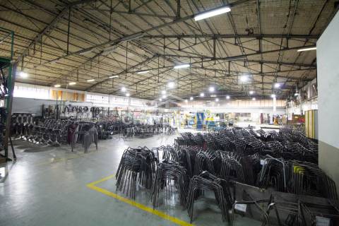 Armazém  Venda em Bougado (São Martinho e Santiago),Trofa