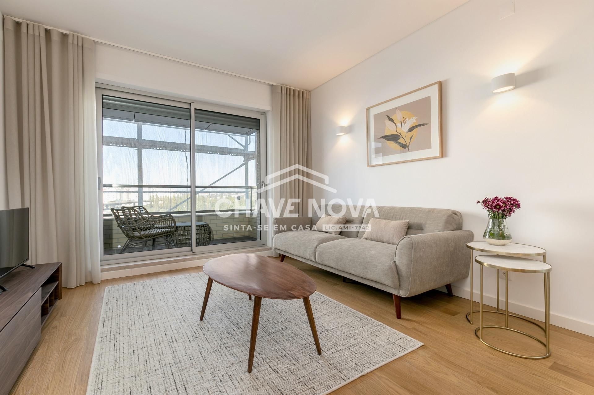 Apartamento T2 Venda em Lumiar,Lisboa