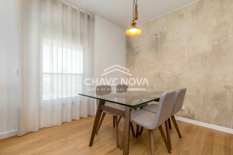 Apartamento T2 Venda em Lumiar,Lisboa