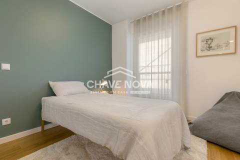 Apartamento T2 Venda em Lumiar,Lisboa