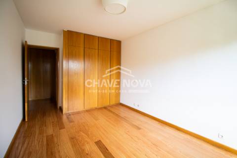 Apartamento T2 Arrendamento em Aldoar, Foz do Douro e Nevogilde,Porto