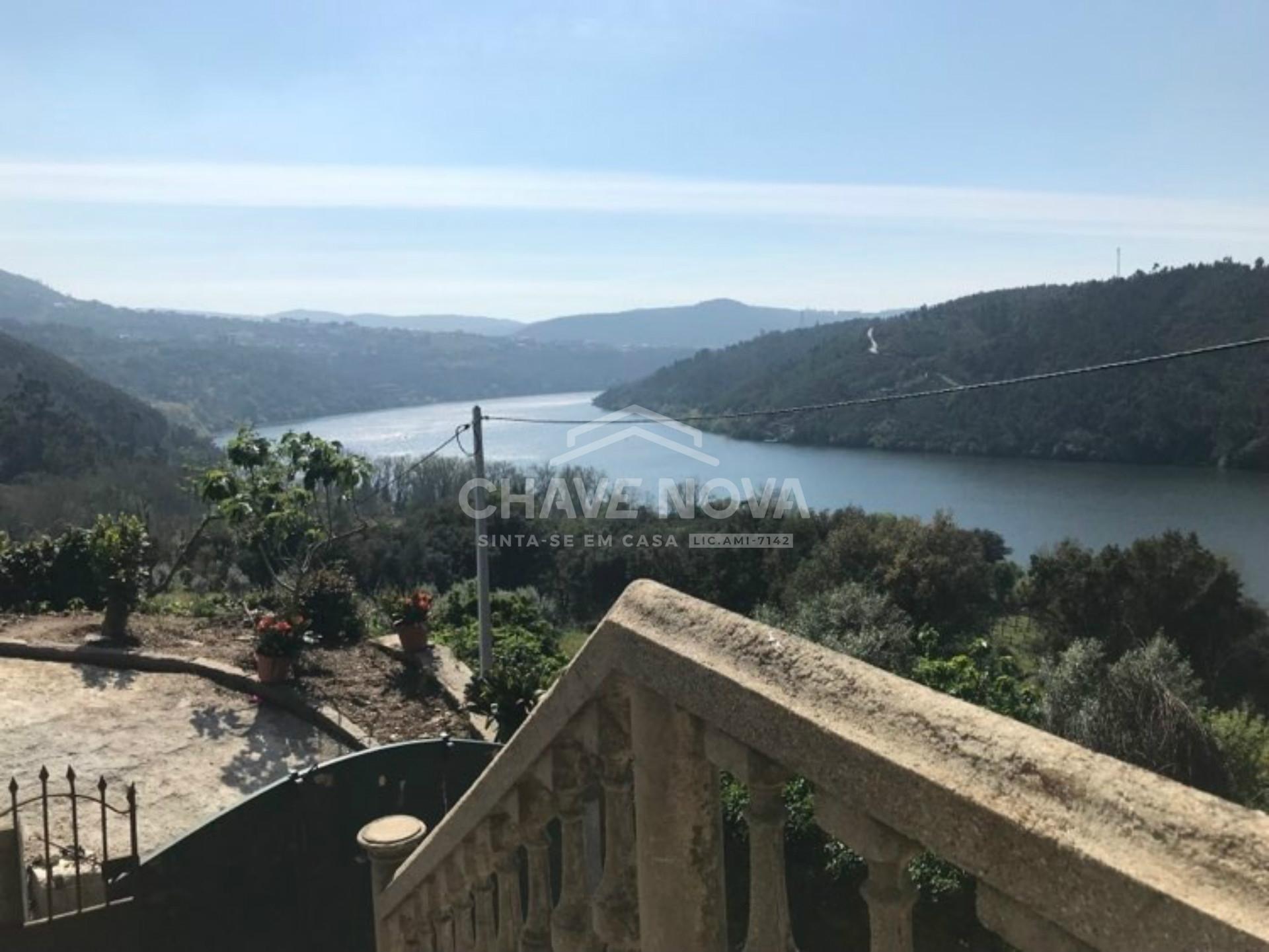 Moradia Isolada T4 Venda em Raiva, Pedorido e Paraíso,Castelo de Paiva