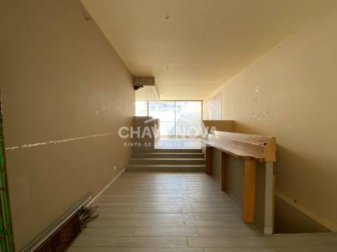 Loja  Arrendamento em Espinho,Espinho