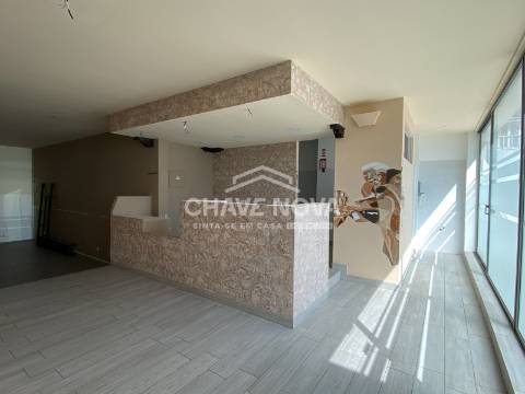 Loja  Arrendamento em Espinho,Espinho