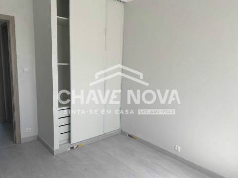 Apartamento T2 Venda em Massamá e Monte Abraão,Sintra