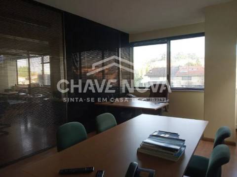 Loja  Venda em Ramalde,Porto