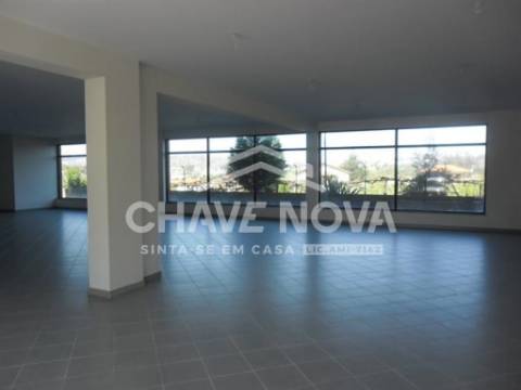 Loja  Venda em Raimonda,Paços de Ferreira