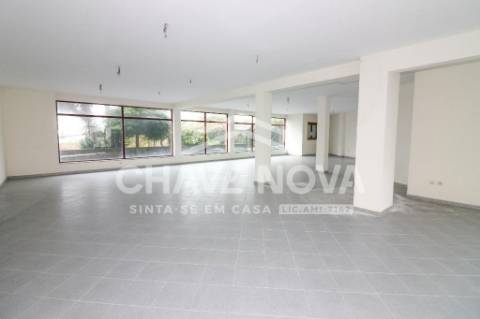 Loja  Venda em Raimonda,Paços de Ferreira