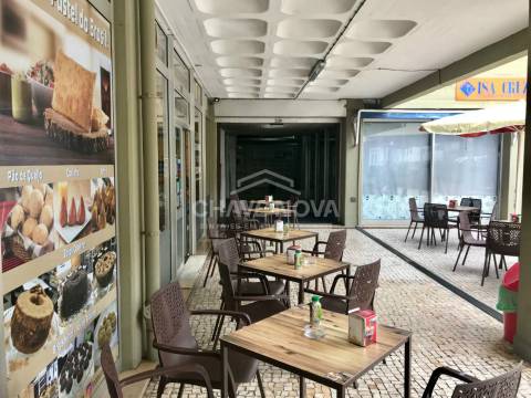 Café  Trespasse em Cedofeita, Santo Ildefonso, Sé, Miragaia, São Nicolau e Vitória,Porto