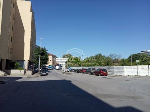 Loja  Venda em Ramalde,Porto