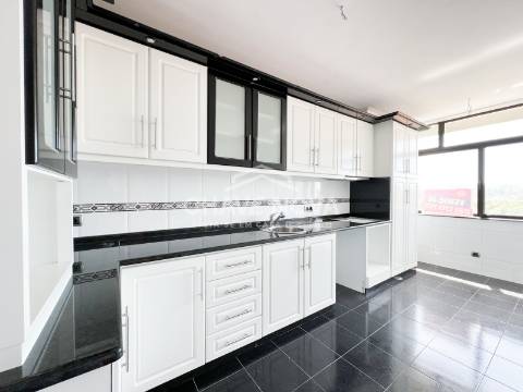 Apartamento T4 Venda em Avintes,Vila Nova de Gaia