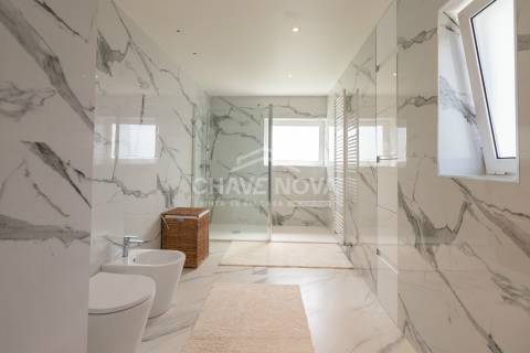 Moradia Isolada T4 Venda em Escapães,Santa Maria da Feira